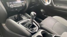 Nissan Qashqai 1.2 DiG-T N-Connecta 5dr Petrol Hatchback